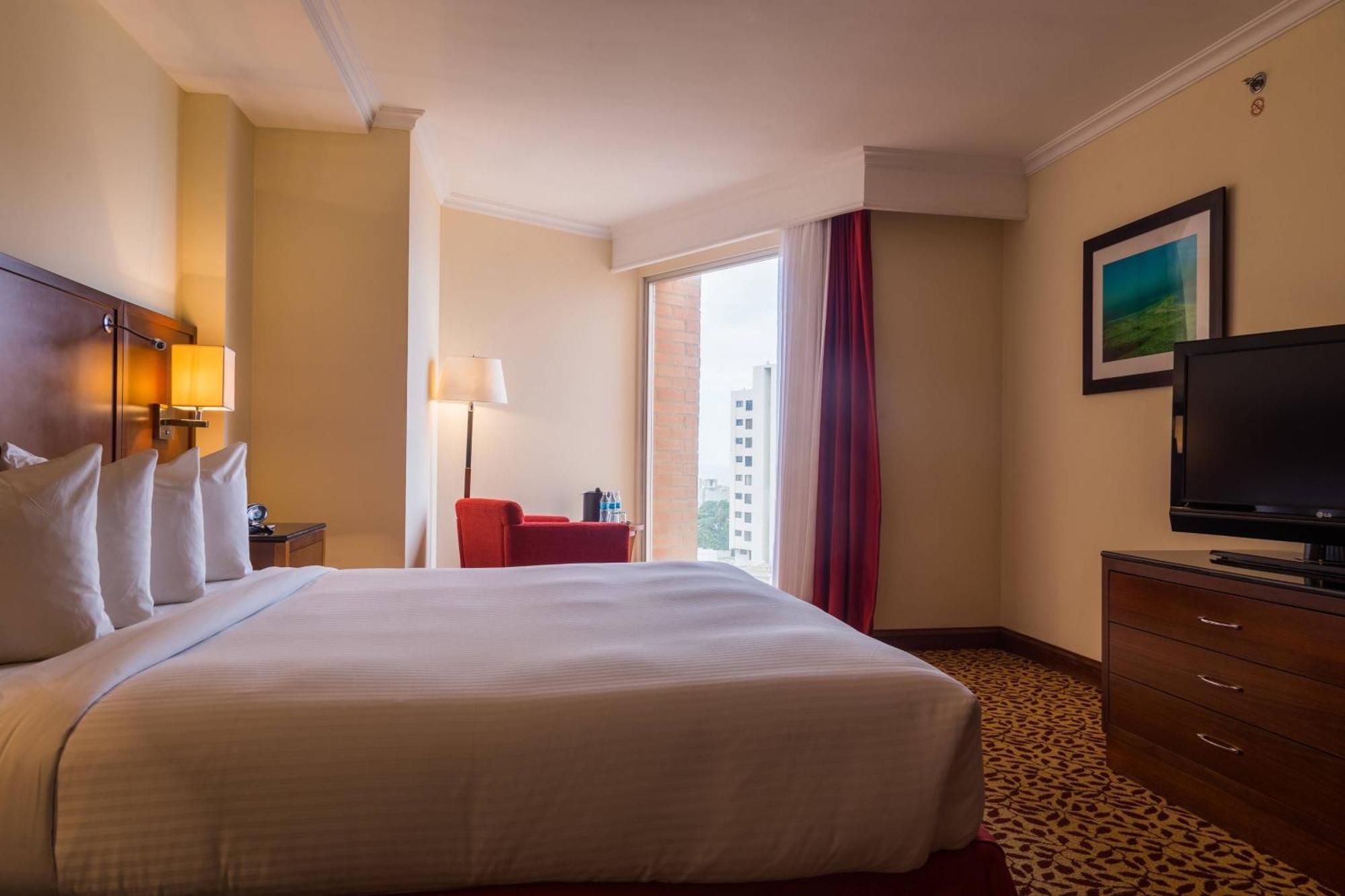 Marriott Venezuela Hotel Плайя-Гранде Экстерьер фото