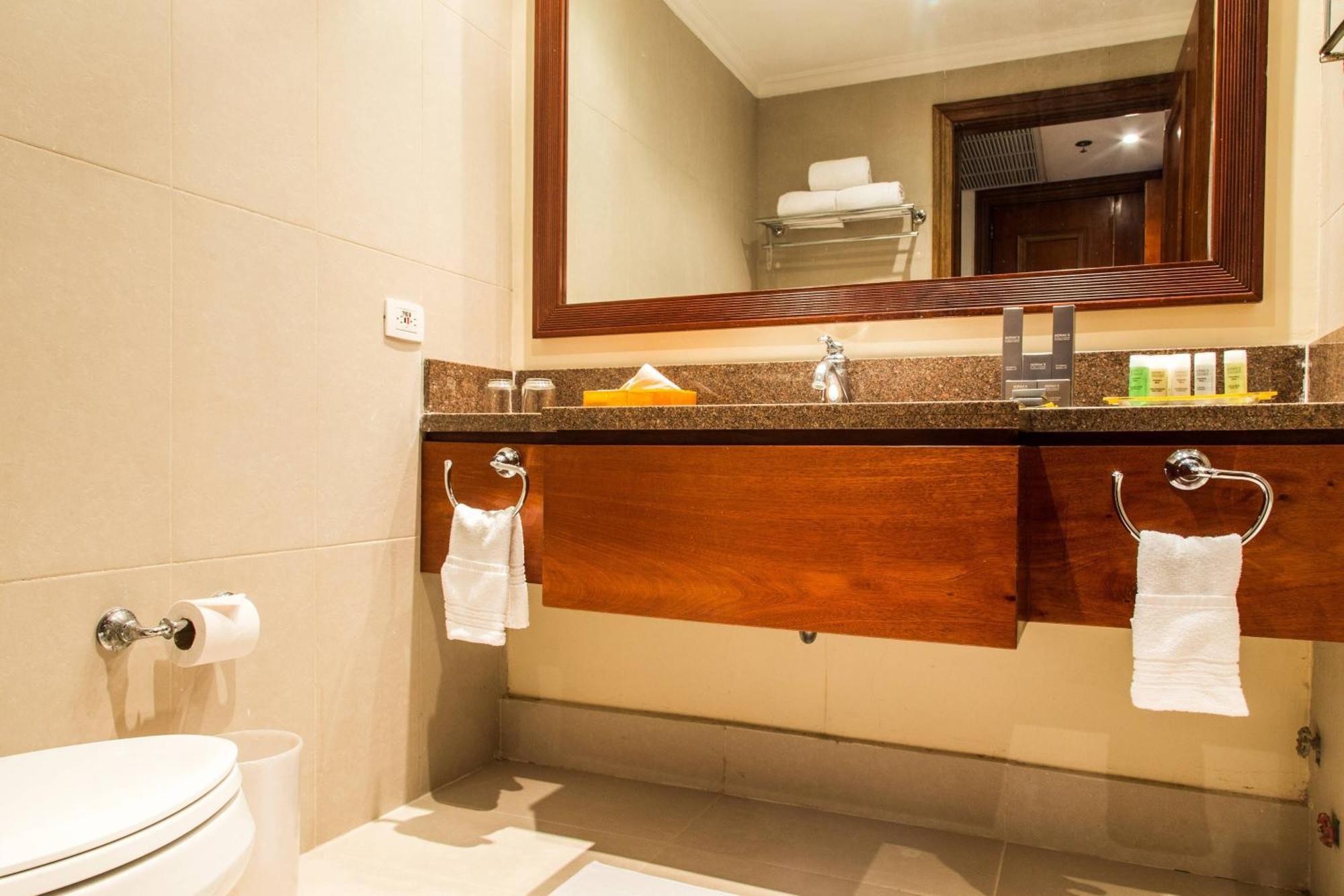 Marriott Venezuela Hotel Плайя-Гранде Экстерьер фото