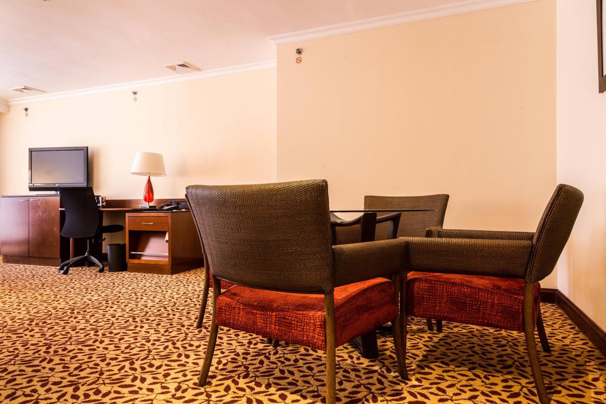 Marriott Venezuela Hotel Плайя-Гранде Экстерьер фото