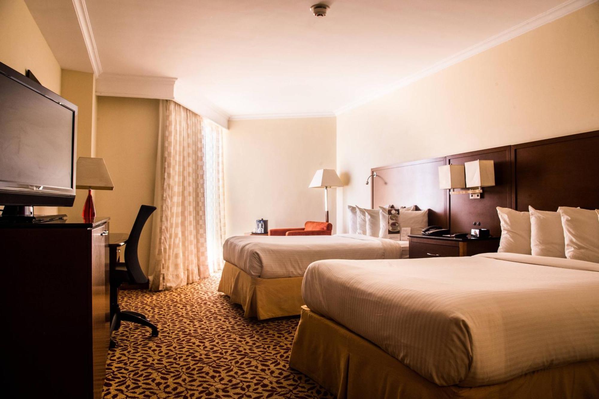 Marriott Venezuela Hotel Плайя-Гранде Экстерьер фото